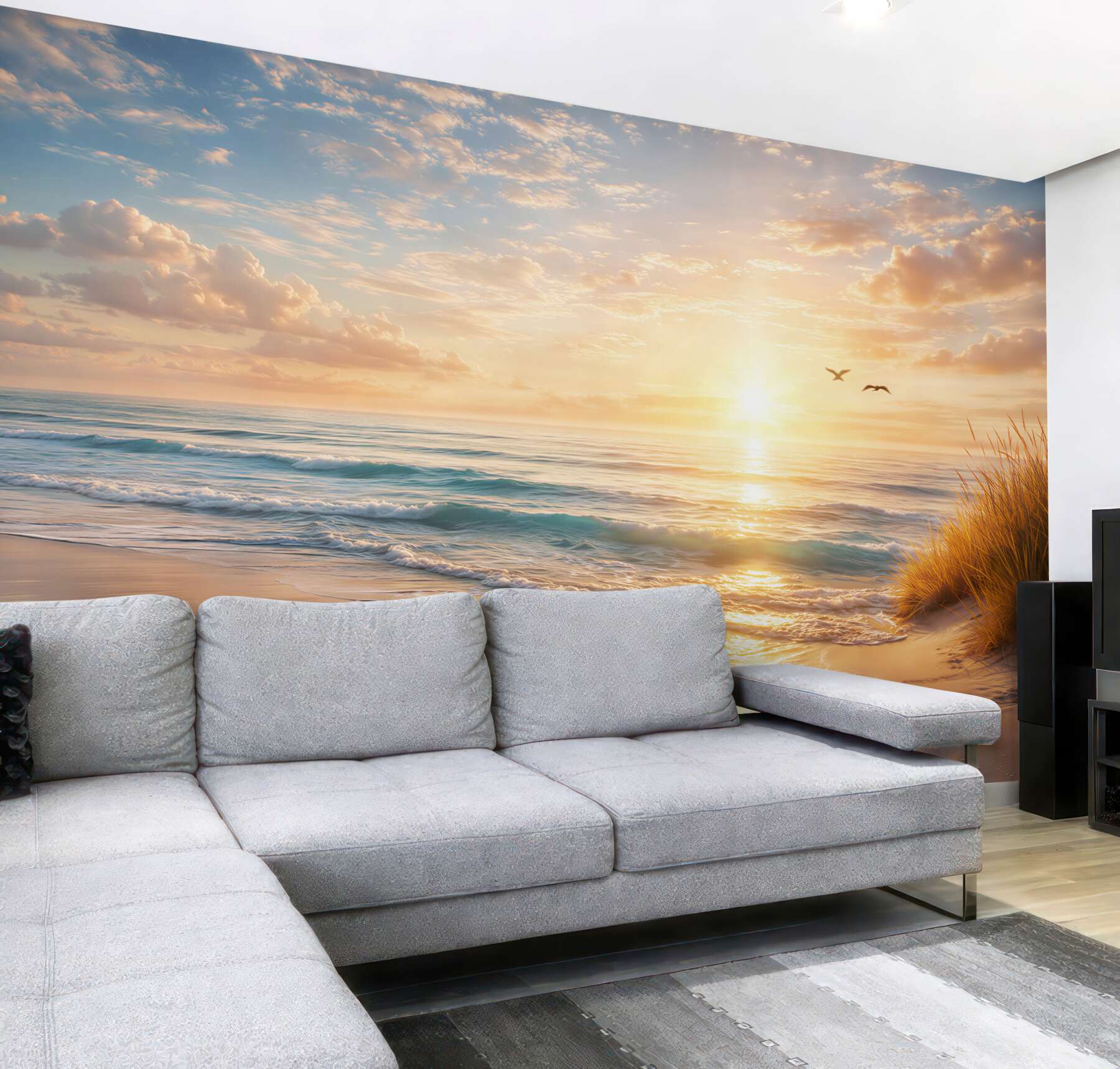 Fototapeta plaża o wschodzie słońca spokojne morze i złoty piasek