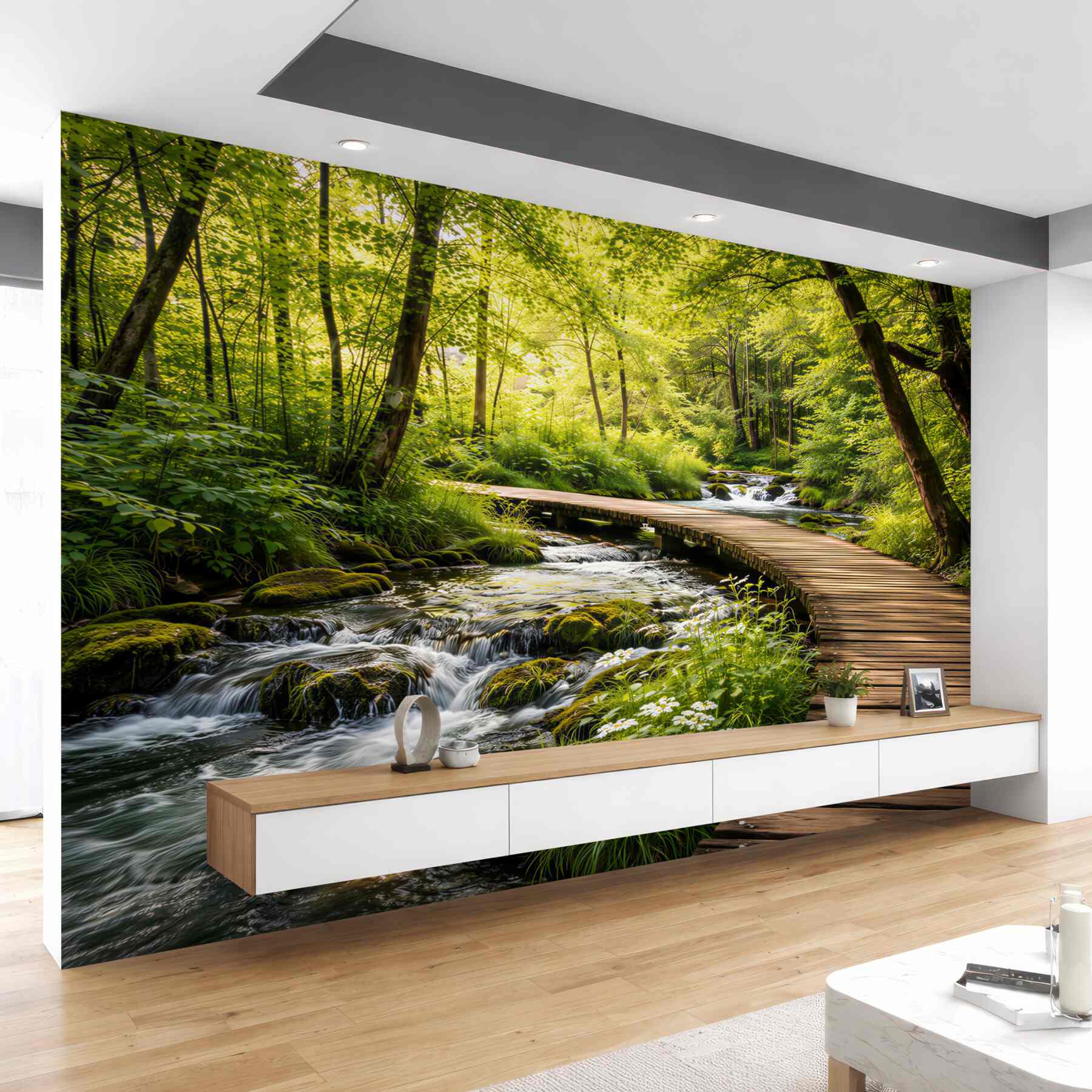 Fototapeta leśny strumień z drewnianą ścieżką zielony naturalny krajobraz